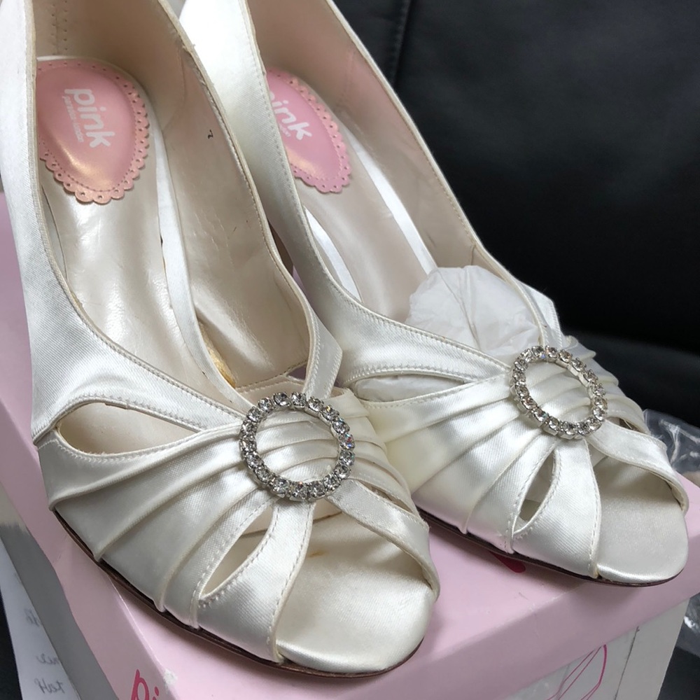 Pink Paradox London Pumps